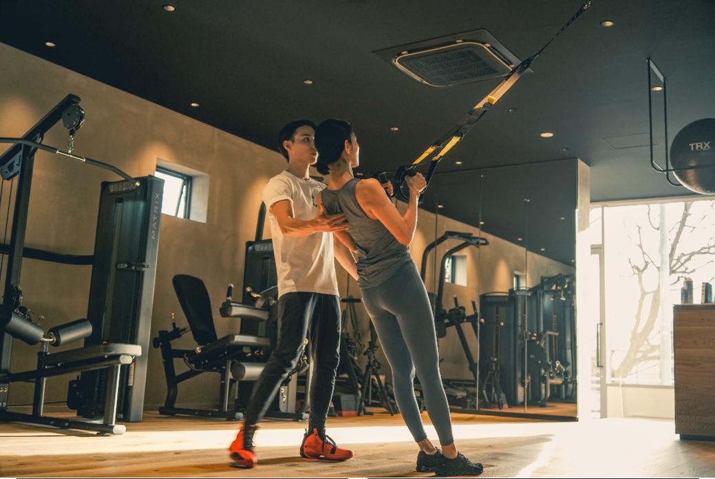 FITNESS GYM T.I.S（株式会社T.I.S）の求人情報 トレーナー [正社員] ジムやヨガのインストラクター、トレーナー等の